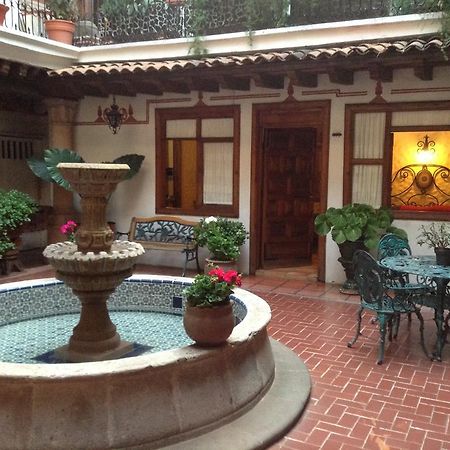 Hotel Los Escudos Patzcuaro Luaran gambar