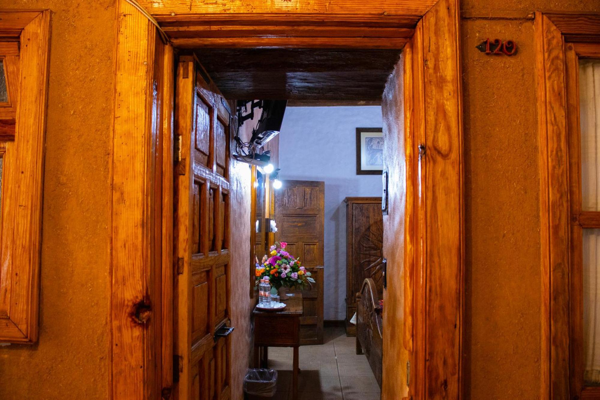 Hotel Los Escudos Patzcuaro Luaran gambar