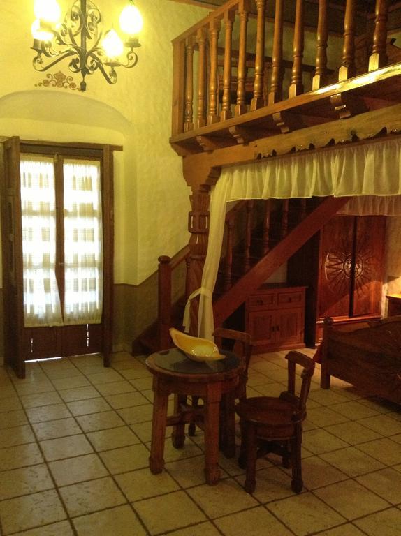 Hotel Los Escudos Patzcuaro Luaran gambar